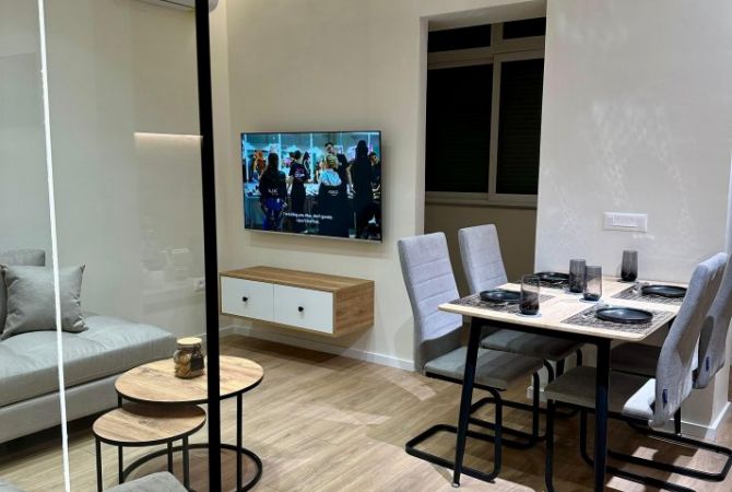 Shtepi me qera 2+1 ne Tirane - 70,000 Leke
