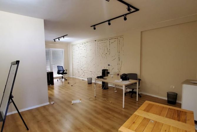 Shtepi me qera 2+1 ne Tirane - 1,000 Euro