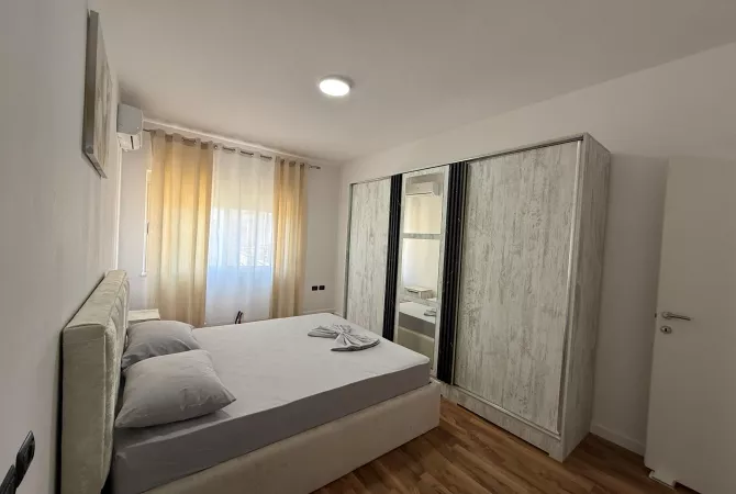 Shtepi me qera Apartament ne Tirane, 1+1, Mobilimi E mobiluar, Pagesa 45,000  Leke.