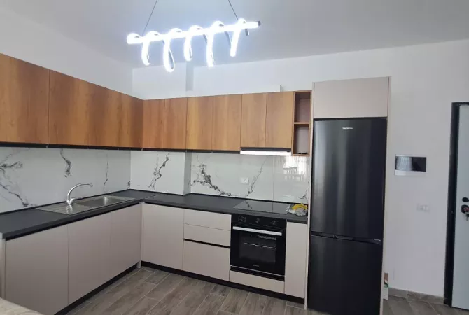 Casa in affitto 1+1 a Tirana - 400 Euro
