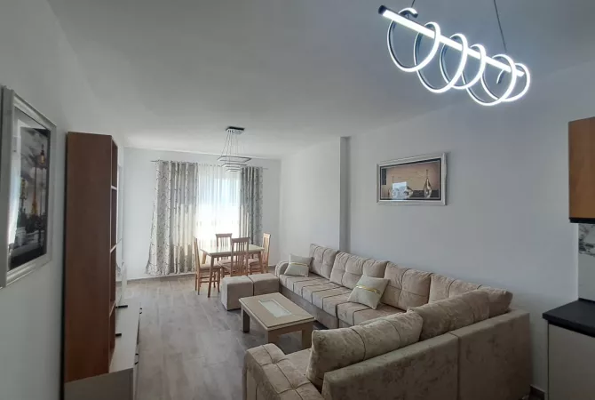 Casa in affitto 1+1 a Tirana - 400 Euro