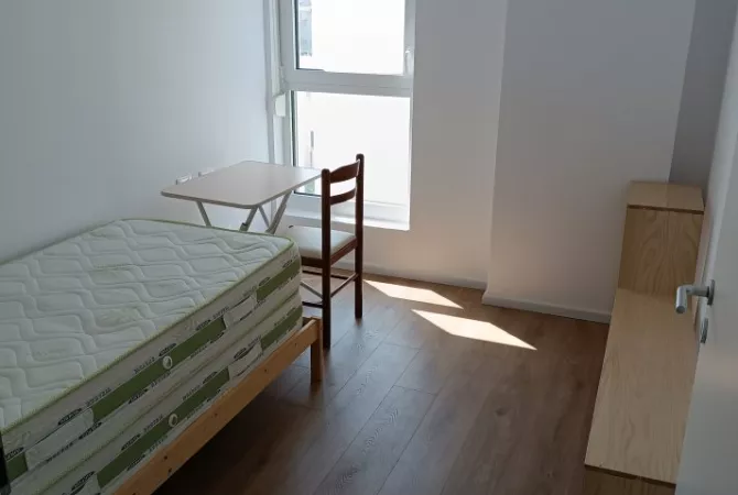 Shtepi me qera Apartament ne Tirane, 2+1, Mobilimi E mobiluar, Pagesa 500  Euro.