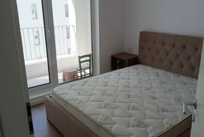 Shtepi me qera Apartament ne Tirane, 2+1, Mobilimi E mobiluar, Pagesa 500  Euro.