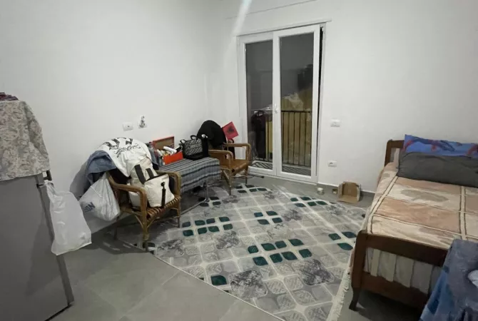 Shtepi me qera 2+1 ne Tirane - 300 Euro