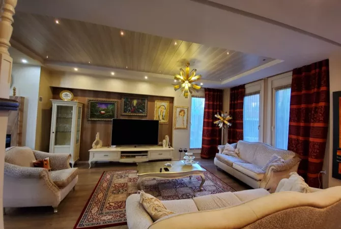 Shtepi ne shitje 5+1 ne Tirane - 1,150,000 Euro
