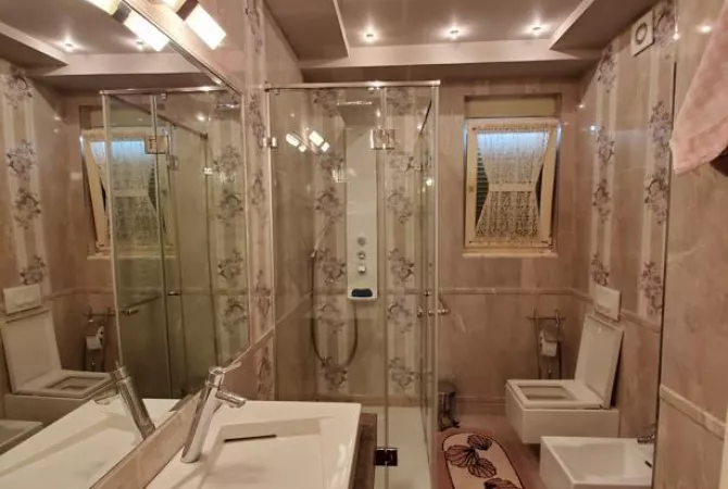 Shtepi ne shitje 5+1 ne Tirane - 1,150,000 Euro
