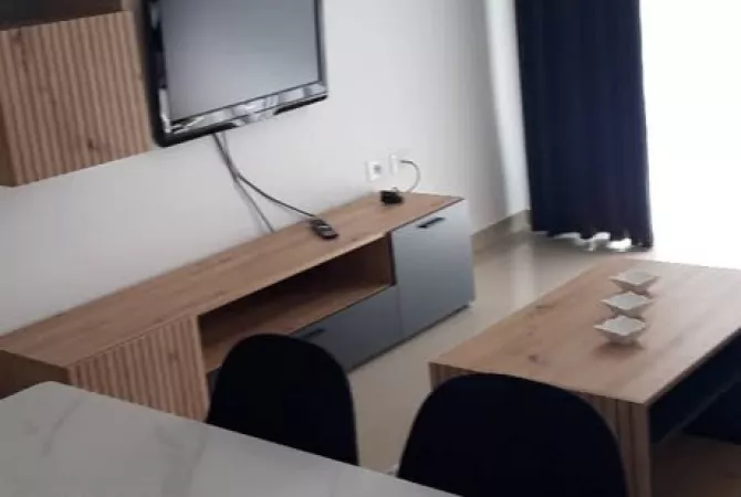 Shtepi me qera 2+1 ne Tirane - 500 Euro