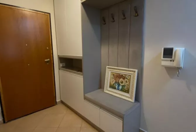 Shtepi me qera 1+1 ne Tirane - 800 Euro