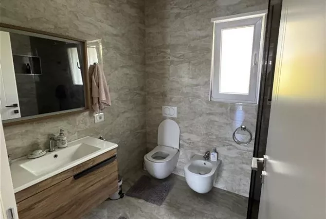 Luxury villas for rent in Tirana 3+1, Furnished