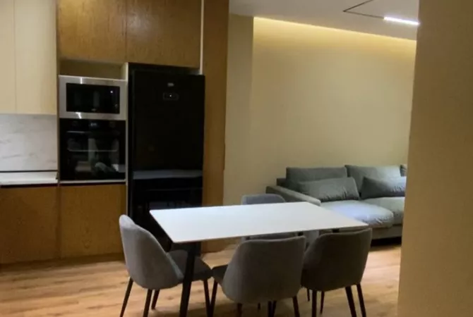 Shtepi me qera 2+1 ne Tirane - 550 Euro