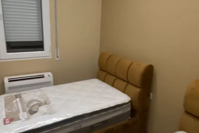Shtepi me qera Apartament ne Tirane, 2+1, Mobilimi E mobiluar, Pagesa 550  Euro.