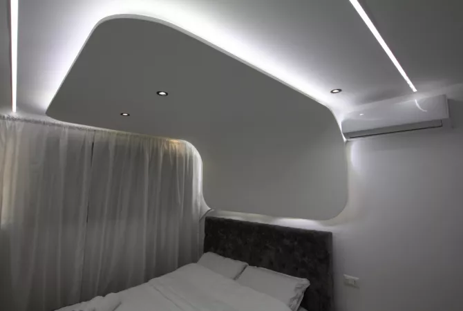 Shtepi me qera Apartament ne Tirane, 1+1, Mobilimi Pjeserisht e mobiluar, Pagesa 65,000  Leke.