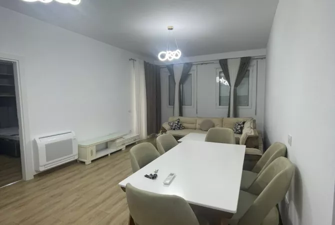 Shtepi me qera 2+1 ne Tirane - 500 Euro