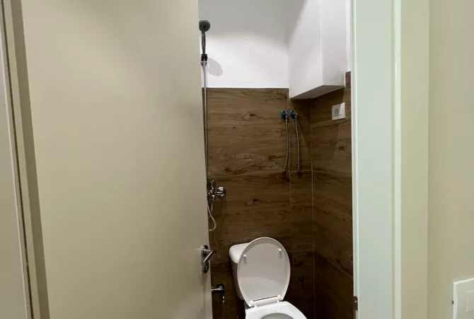 Ambjent biznesi me qera 1+1 ne Tirane - 650 Euro
