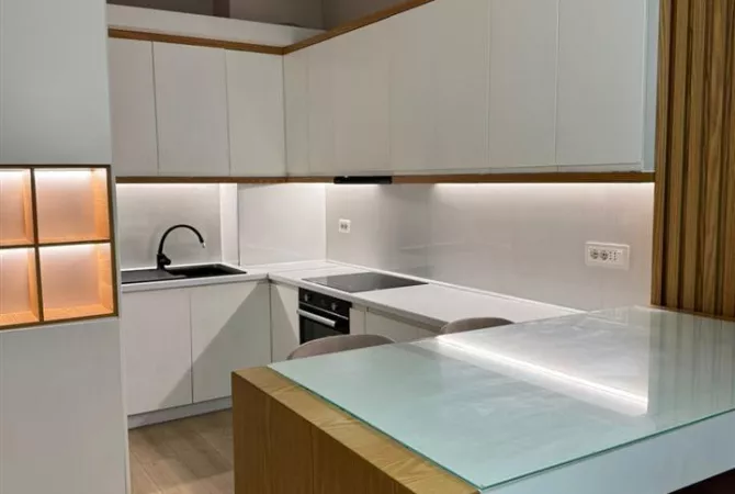 Shtepi me qera Apartament ne Tirane, 2+1, Mobilimi E mobiluar, Pagesa 1,200  Euro.