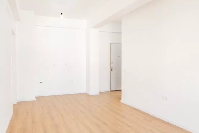 Shtepi me qera 2+1 ne Tirane - 500 Euro