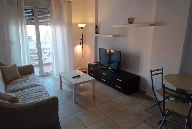 Shtepi me qera 1+1 ne Tirane - 500 Euro