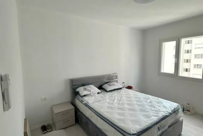 Shtepi me qera Apartament ne Tirane, 2+1, Mobilimi E mobiluar, Pagesa 700  Euro.