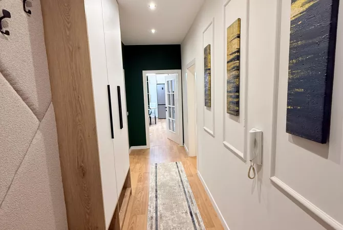 Shtepi ne shitje Apartament ne Tirane, 2+1, Mobilimi E mobiluar, Pagesa 245,000  Euro.