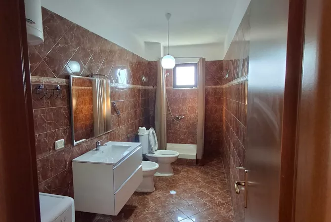 Casa in affitto 2+1 a Tirana - 45,000 Leke