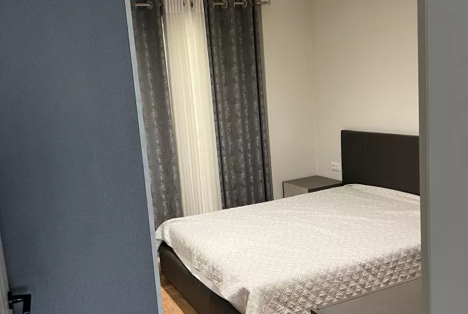 Shtepi me qera 2+1 ne Tirane - 900 Euro