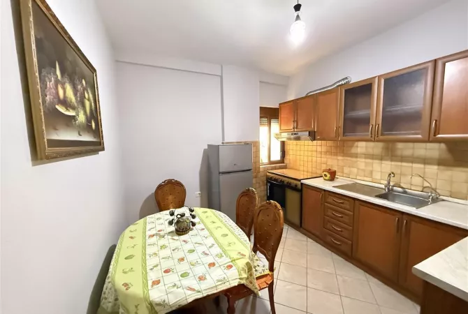 Casa in affitto 2+1 a Tirana - 50,000 Leke