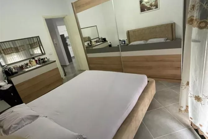 Shtepi me qera Apartament ne Tirane, 1+1, Mobilimi E mobiluar, Pagesa 550  Euro.