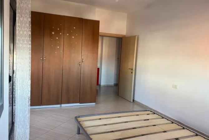 Casa in affitto 2+1 a Tirana - 40,000 Leke