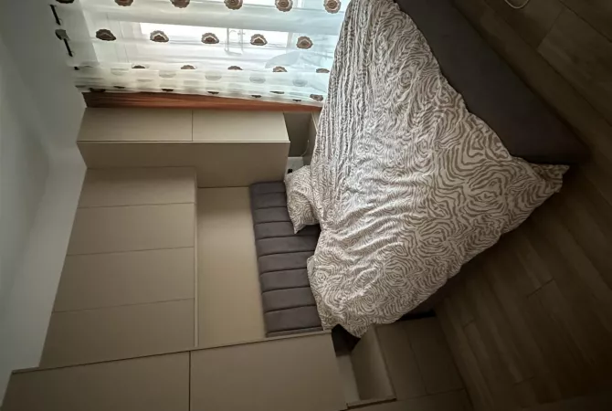 Shtepi me qera Apartament ne Tirane, 1+1, Mobilimi E mobiluar, Pagesa 400  Euro.