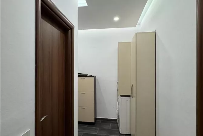 Shtepi me qera Apartament ne Tirane, 2+1, Mobilimi E mobiluar, Pagesa 54,000  Leke.