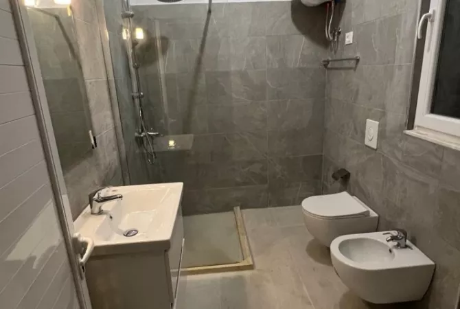 Casa in affitto 1+1 a Tirana - 40,000 Leke