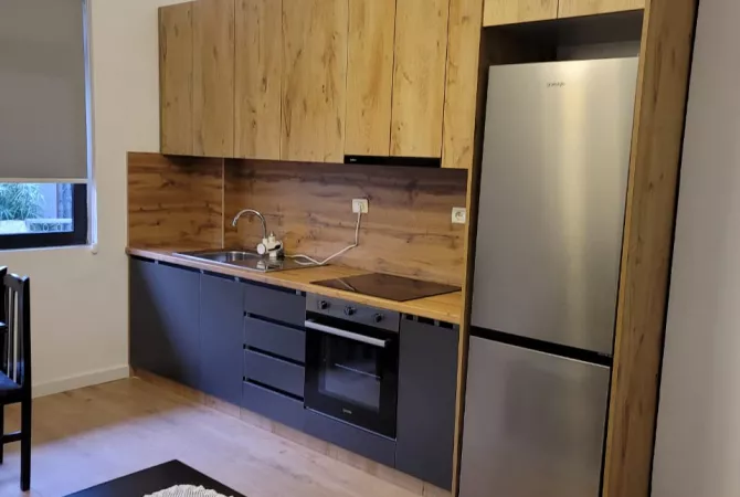 Shtepi me qera 1+1 ne Tirane - 650 Euro
