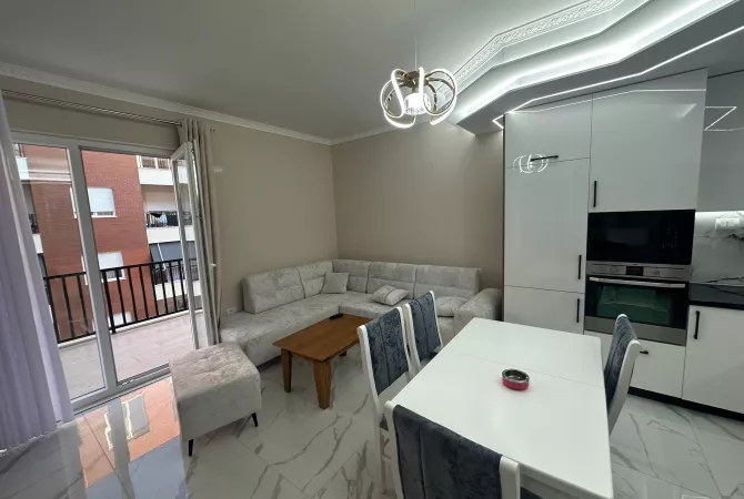 Shtepi me qera 1+1 ne Tirane - 400 Euro