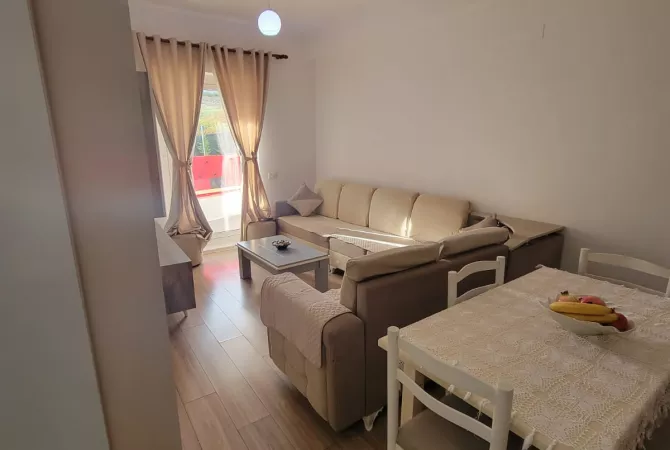 Shtepi me qera 2+1 ne Tirane - 500 Euro