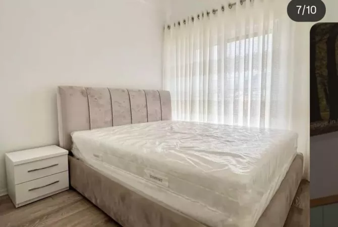 Shtepi me qera Apartament ne Tirane, 2+1, Mobilimi E mobiluar, Pagesa 45,000  Leke.