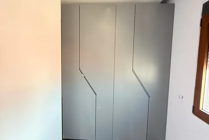 Shtepi me qera Apartament ne Tirane, 2+1, Mobilimi E mobiluar, Pagesa 60,000  Leke.