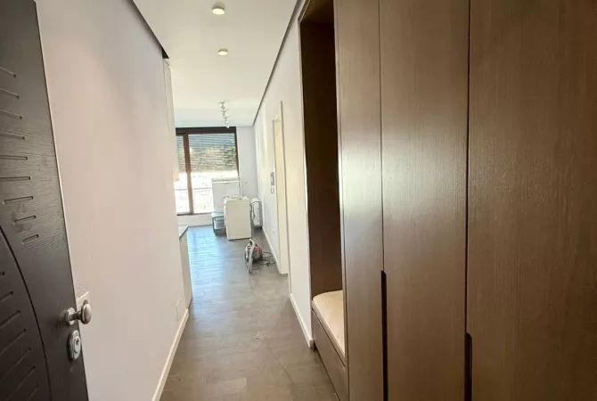 Shtepi me qera 1+1 ne Tirane - 50,000 Leke