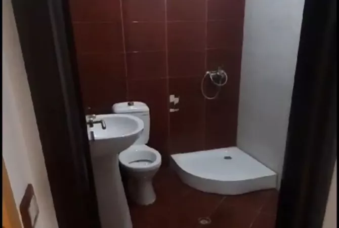 Casa in affitto 2+1 a Tirana - 40,000 Leke