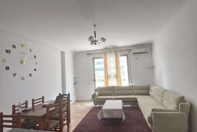 Shtepi me qera 2+1 ne Tirane - 450 Euro