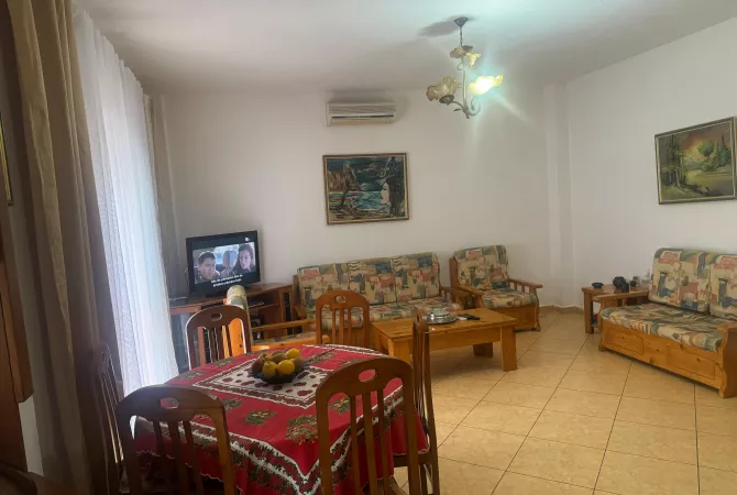 Shtepi ne shitje 2+1 ne Tirane - 170,000 Euro