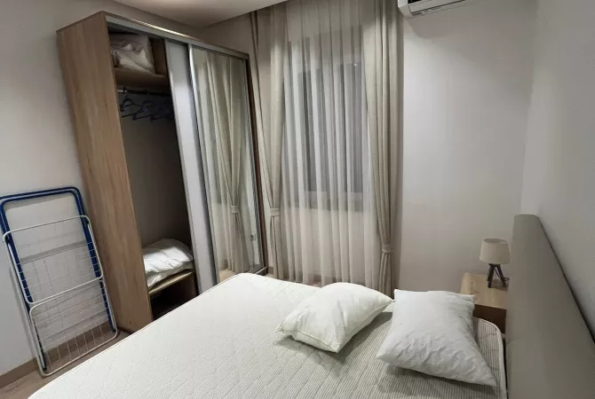Shtepi me qera Apartament ne Tirane, 1+1, Mobilimi E mobiluar, Pagesa 650  Euro.