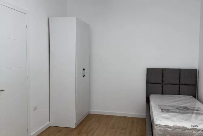 Shtepi me qera Apartament ne Tirane, 2+1, Mobilimi E mobiluar, Pagesa 600  Euro.