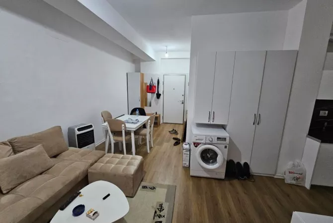 Shtepi ne shitje Apartament ne Tirane, 2+1, Mobilimi E mobiluar, Pagesa 115,000  Euro.