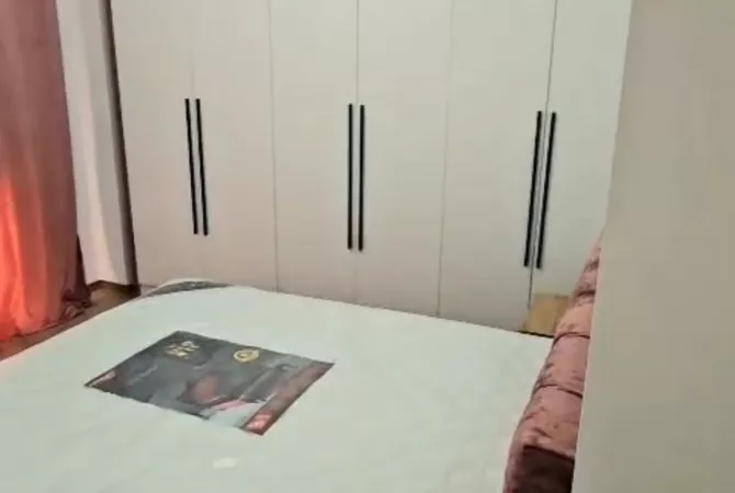 Shtepi me qera 2+1 ne Tirane - 1,500 Euro