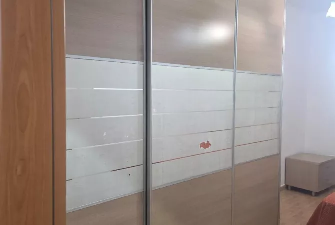 Shtepi me qera Apartament ne Tirane, 1+1, Mobilimi E mobiluar, Pagesa 800  Euro.