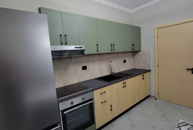 Shtepi me qera 1+1 ne Tirane - 43,000 Leke