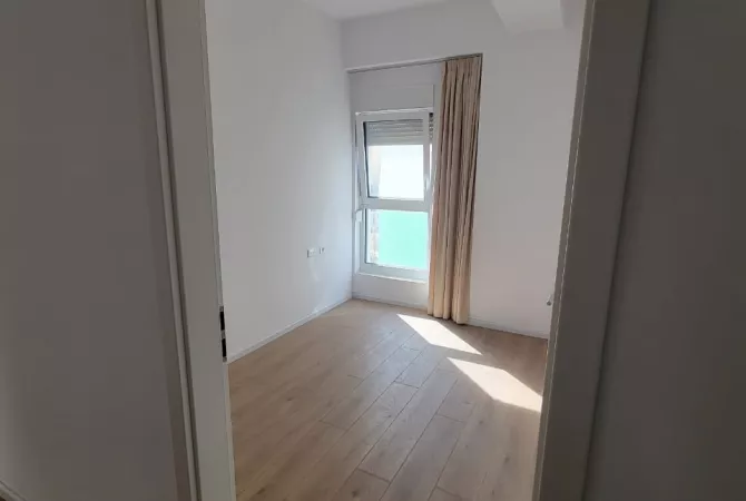 Shtepi me qera 2+1 ne Tirane - 50,000 Leke