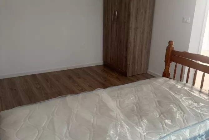 Shtepi me qera 2+1 ne Tirane - 350 Euro