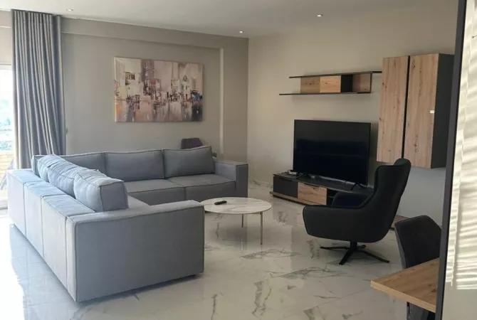 Shtepi me qera 3+1 ne Tirane - 1,000 Euro