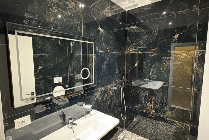 Shtepi me qera 2+1 ne Tirane - 900 Euro